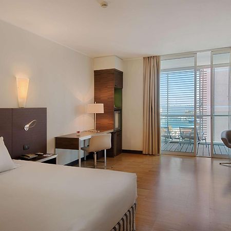 Nh Savona Darsena Hotel Bagian luar foto